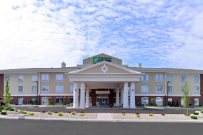 Отель Holiday Inn Express & Suites New Martinsville, an IHG Hotel  Нью Мартинсвилл